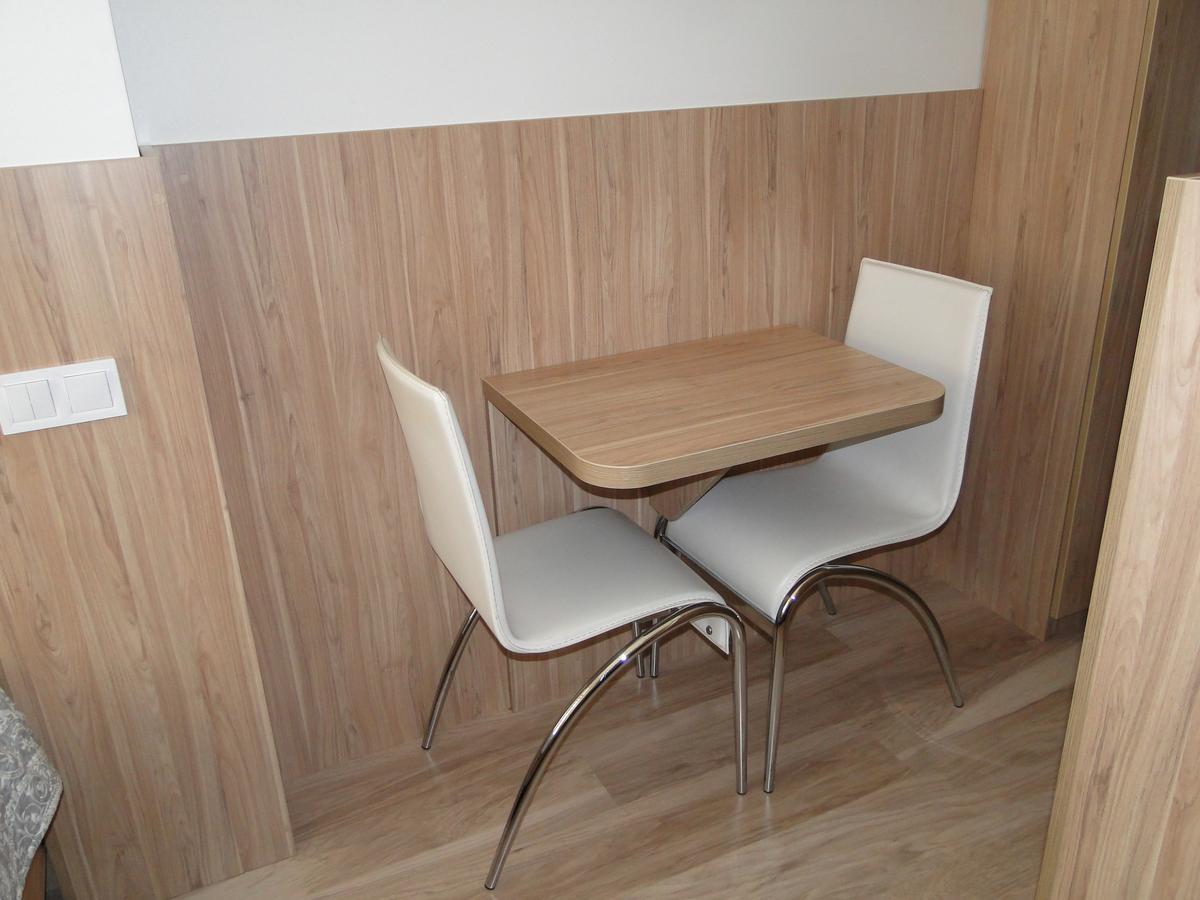 Mini Elegant Hotel Kiev Exterior foto